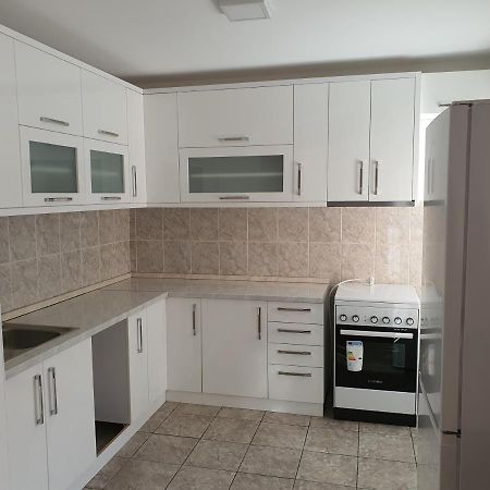 Big Apartman - Free Parking Вране Экстерьер фото